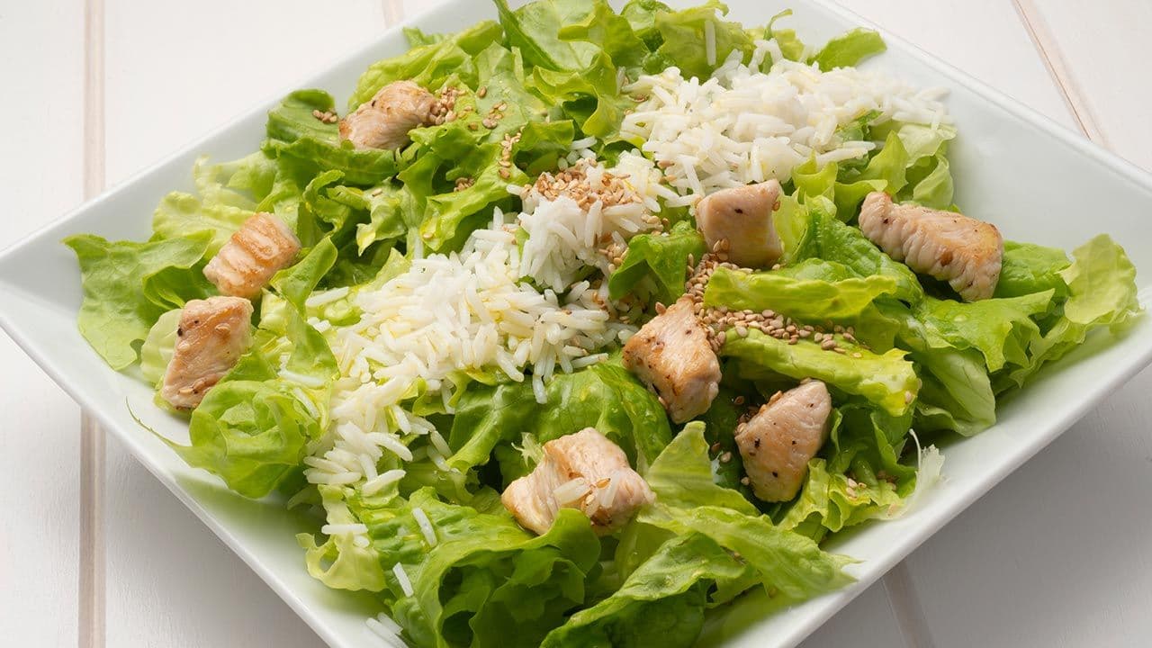 Ensalada verde con arroz